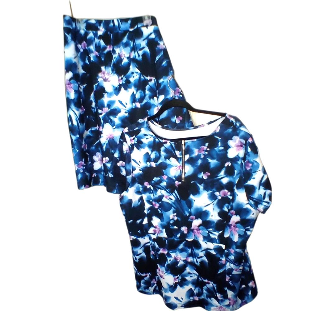 Liz Claiborne Woman 2X  2pc Matching Set Top And Skirt Pink Blue White Flowers
